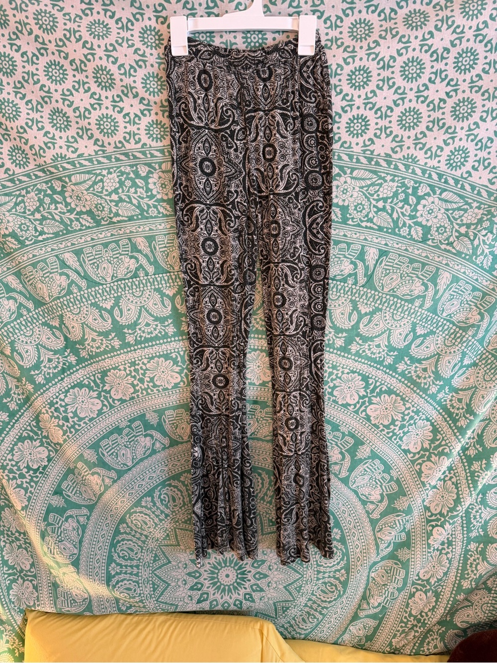 Abercrombie & Fitch Dark Green and White Paisley Flare Pants